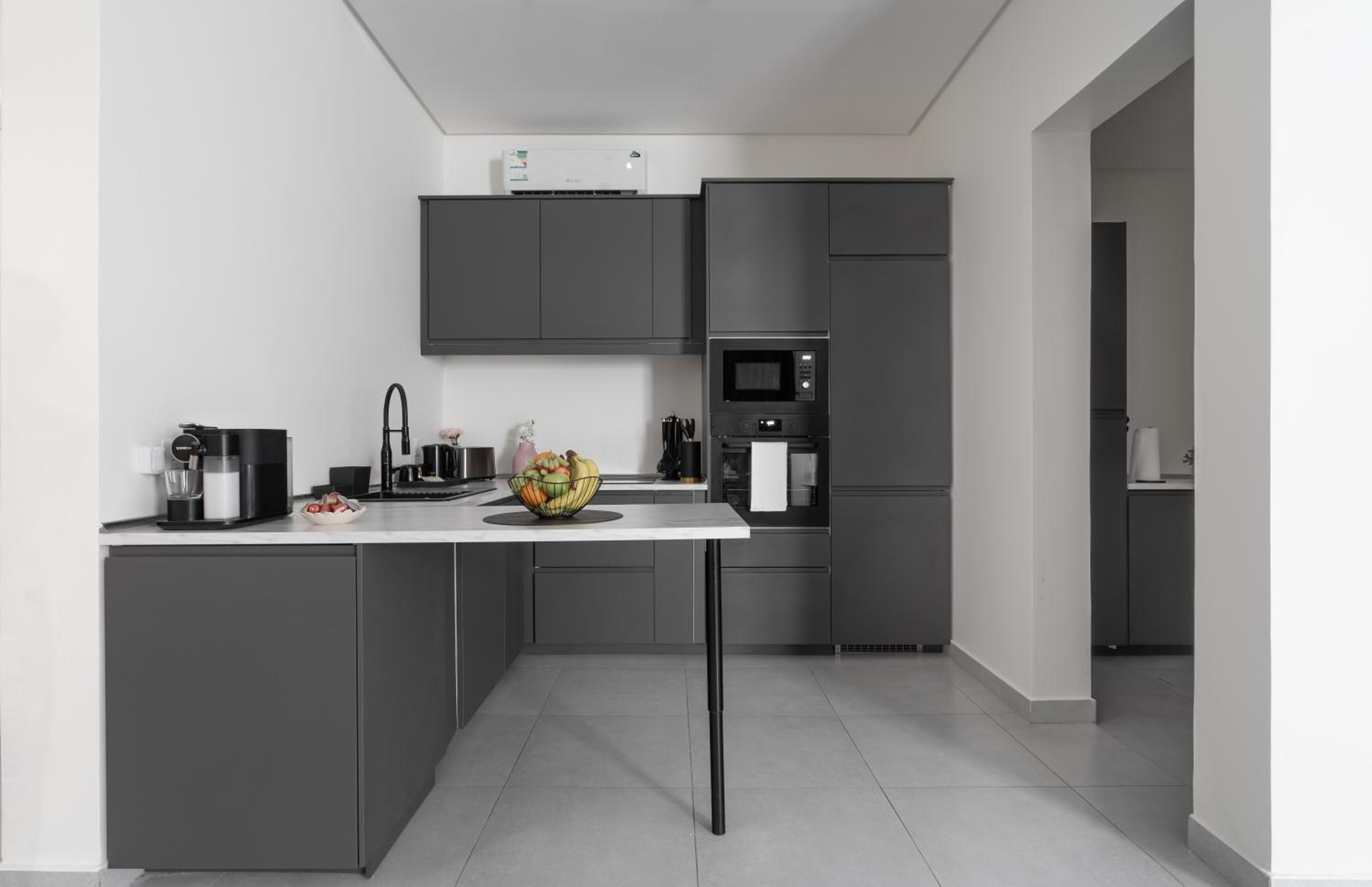 2BR Luxury Stay I 5 Min to Boulevard