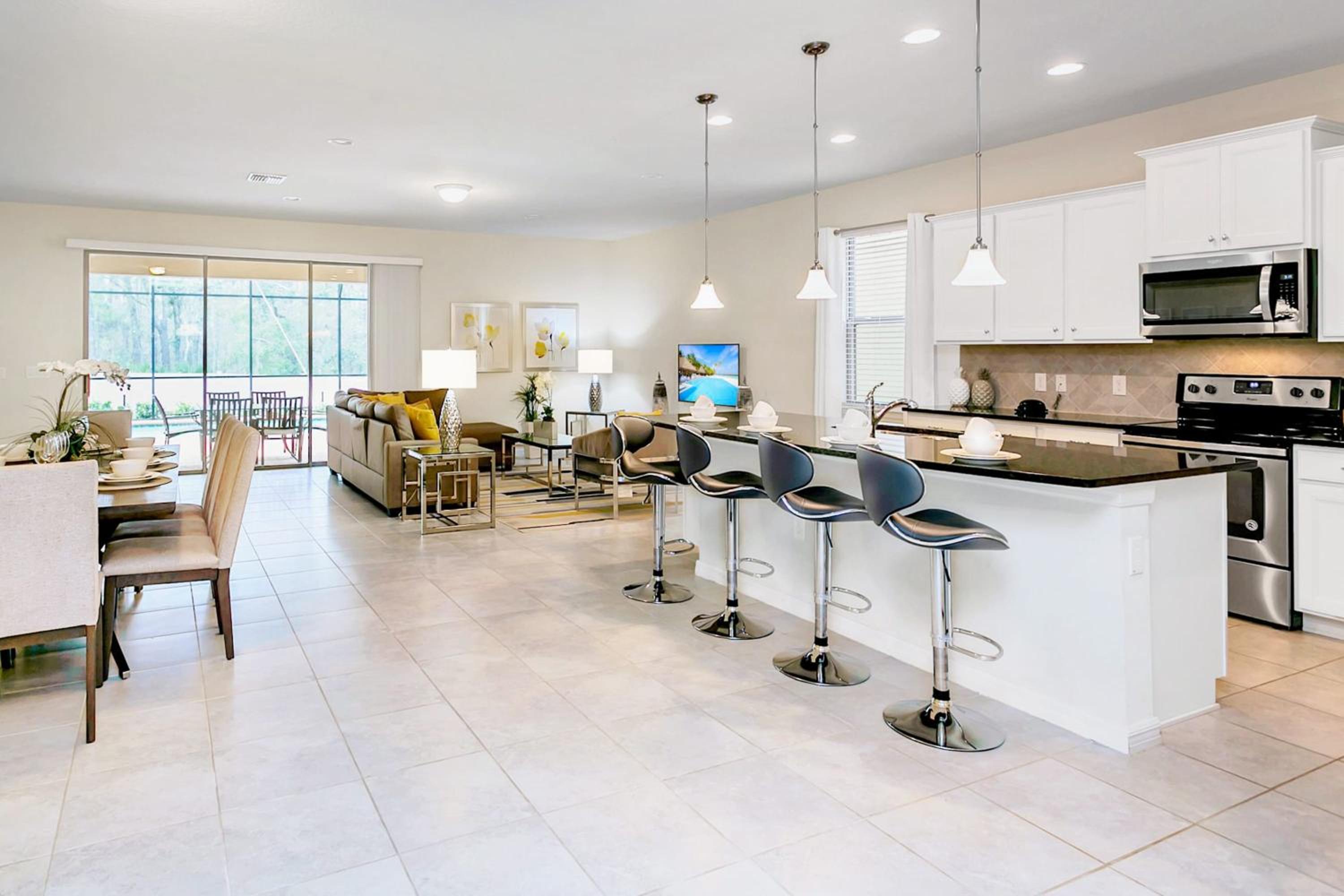 Upstay - Theater Games Pool - Hot Tub - Sleeps 16
