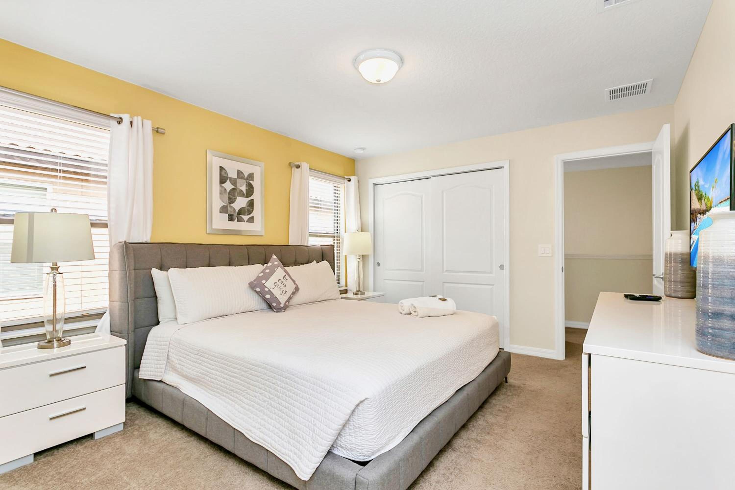 Upstay - Theater Games Pool - Hot Tub - Sleeps 16