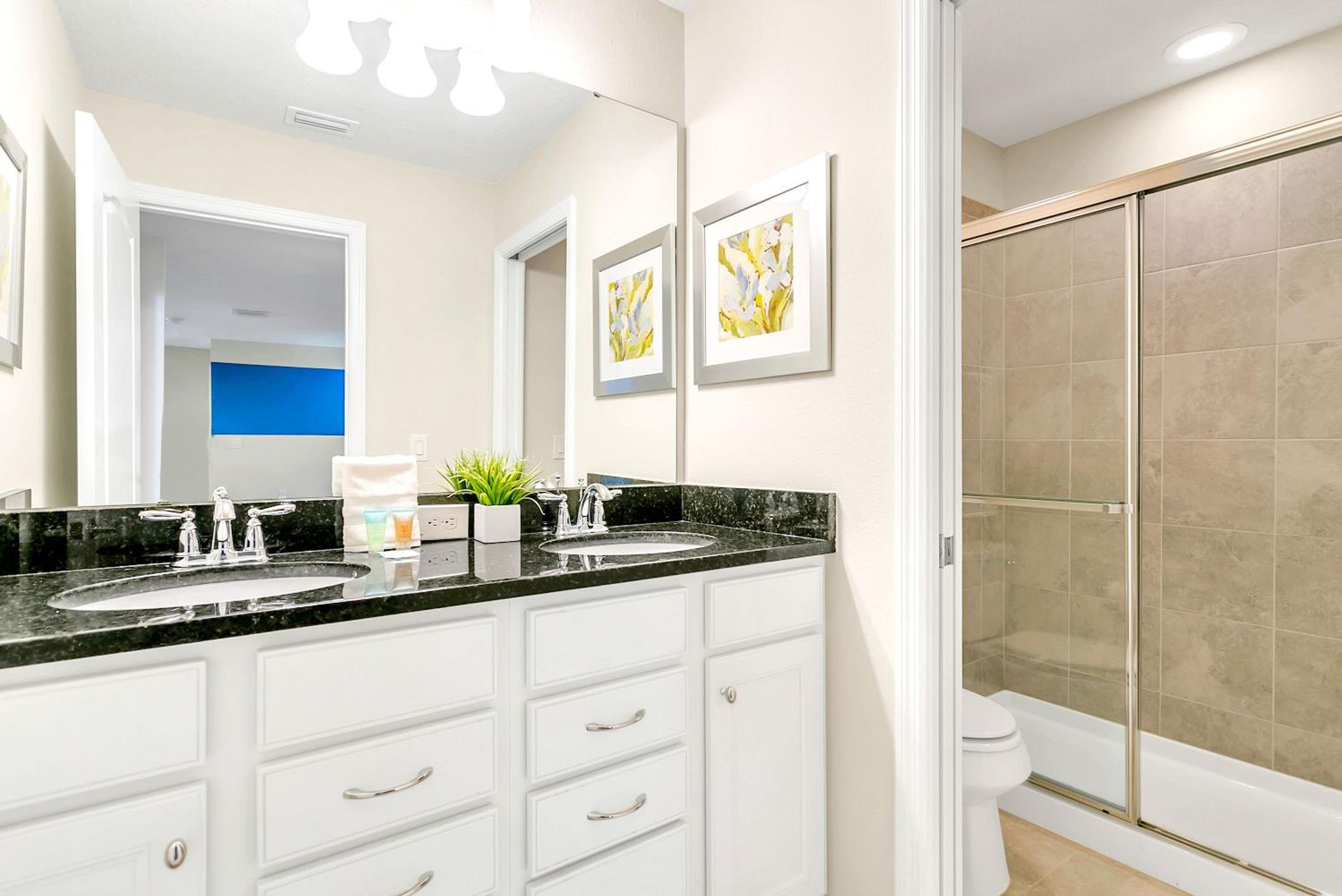 Upstay - Theater Games Pool - Hot Tub - Sleeps 16