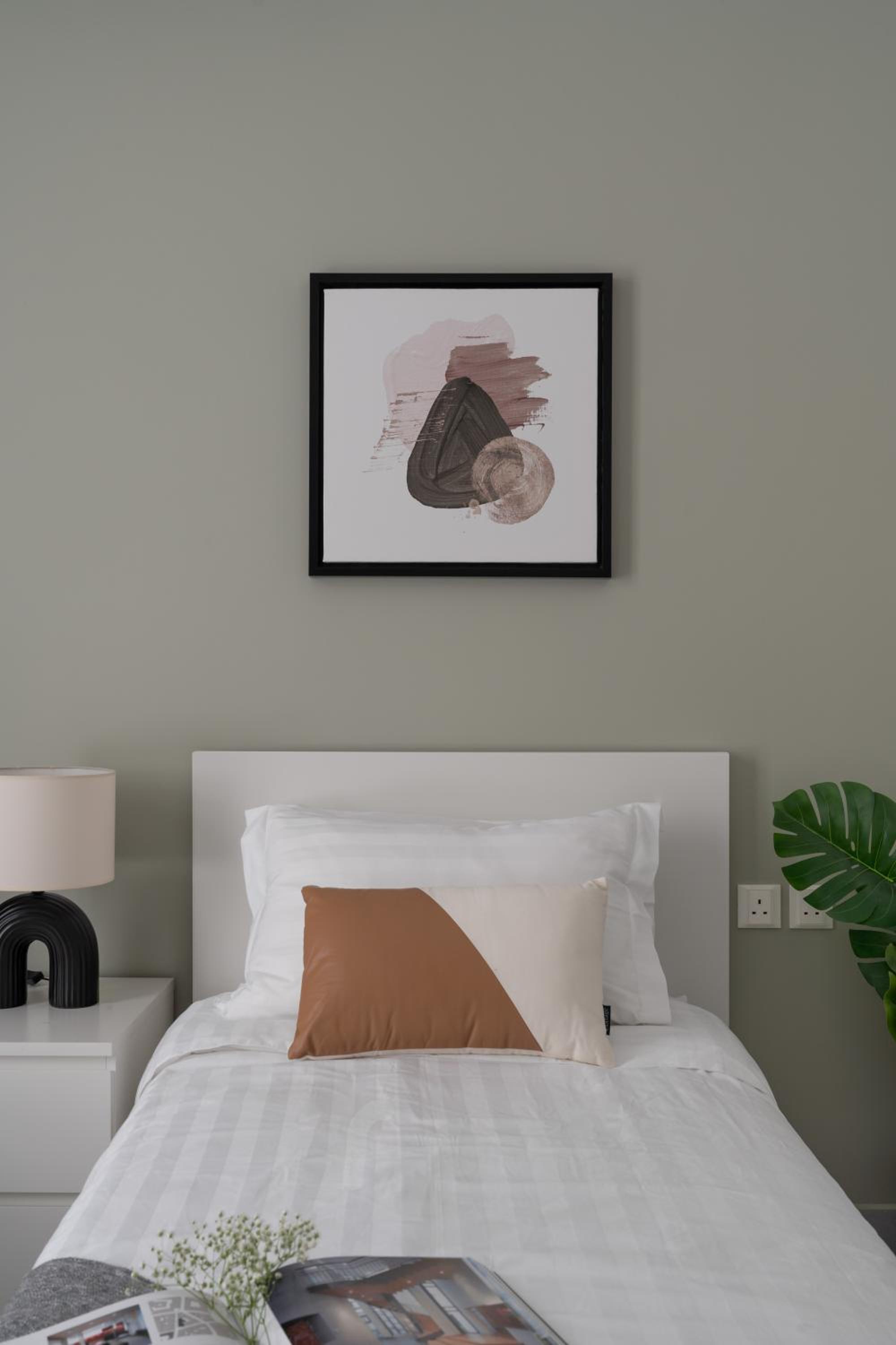 2BR Luxury Stay I 5 Min to Boulevard