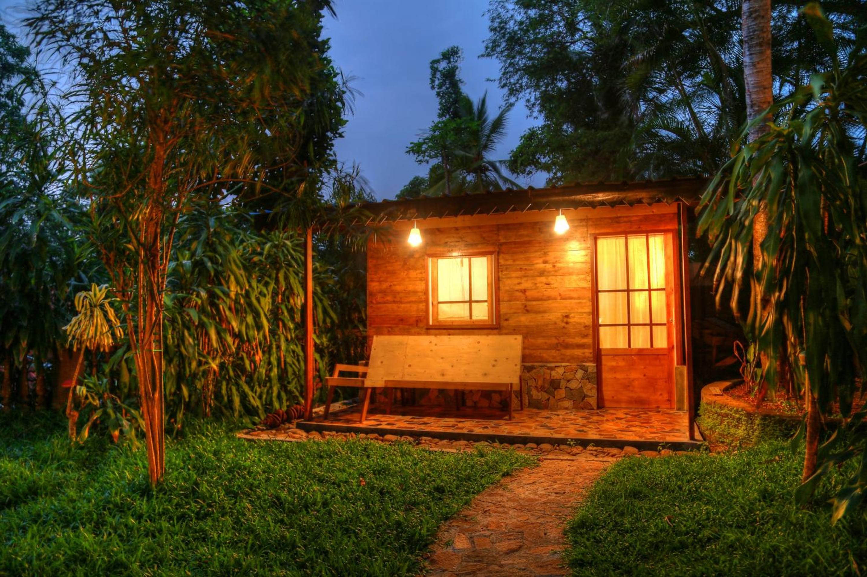 Beverly Hill Cabanas Hikkaduwa