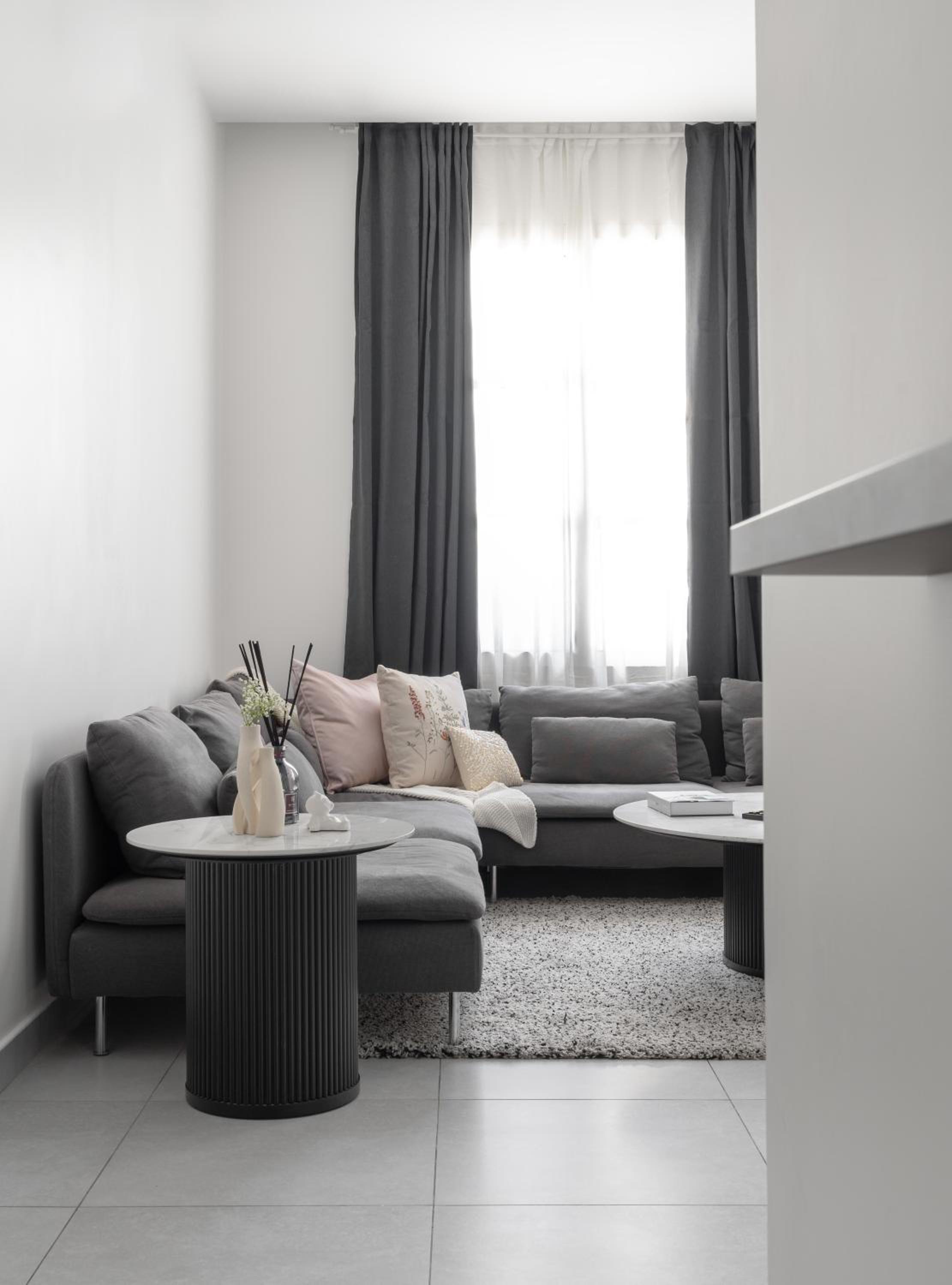 2BR Luxury Stay I 5 Min to Boulevard