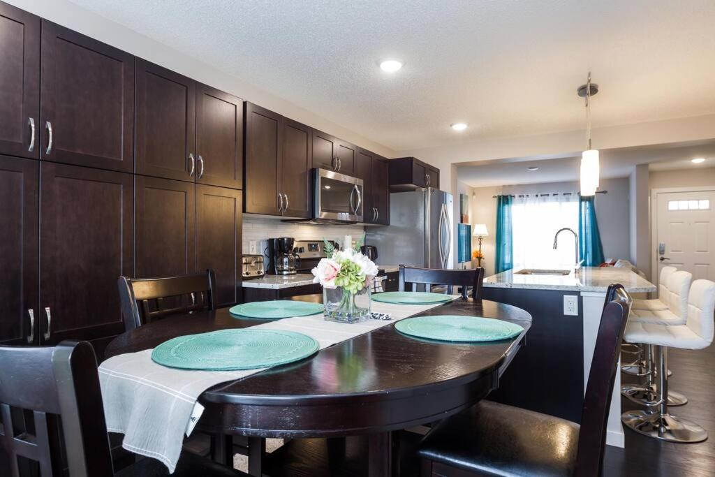 Luxurious Modern House in Laurel