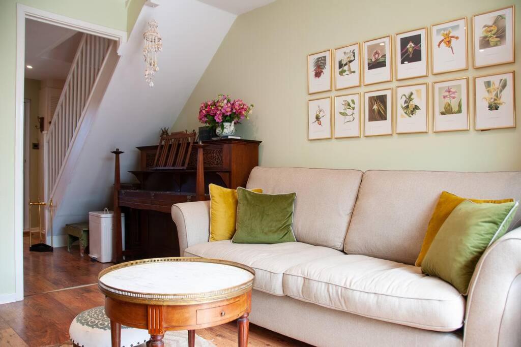 2 bedroom house in Chichester near Goodwood and Wittering beaches