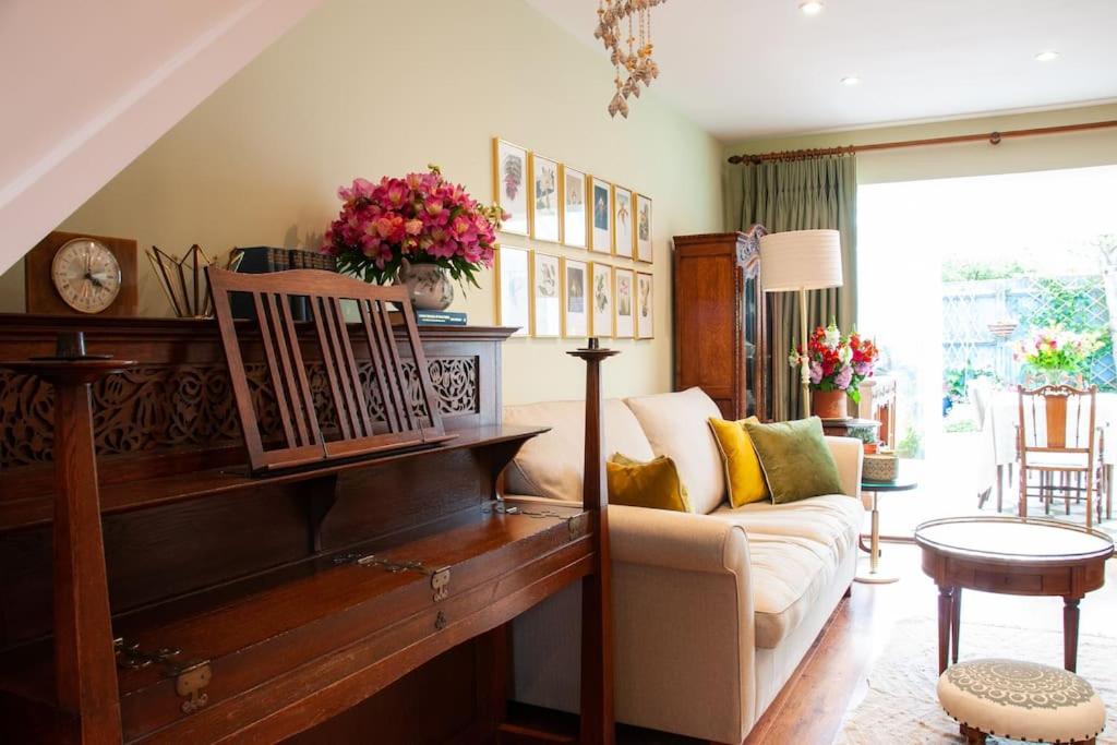 2 bedroom house in Chichester near Goodwood and Wittering beaches