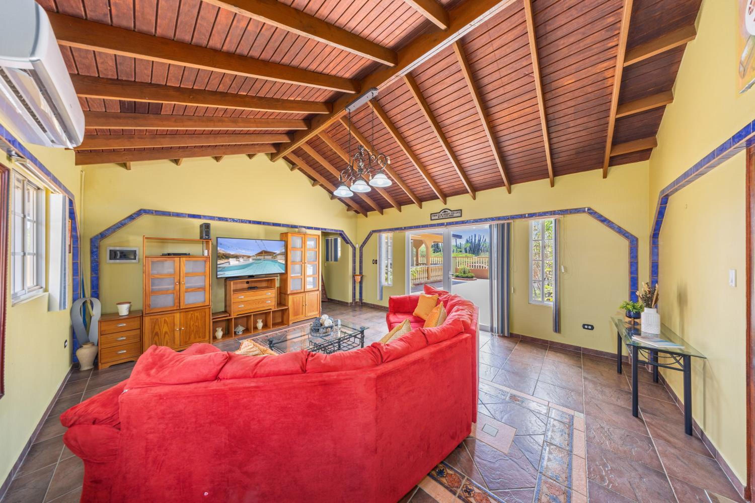Cadushi Cove 4br Aruban Oasis Wpool & Bbq