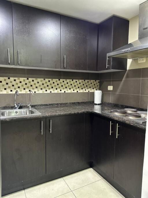 Departamento de 3 habitaciones en Puerto Santa Ana view 4