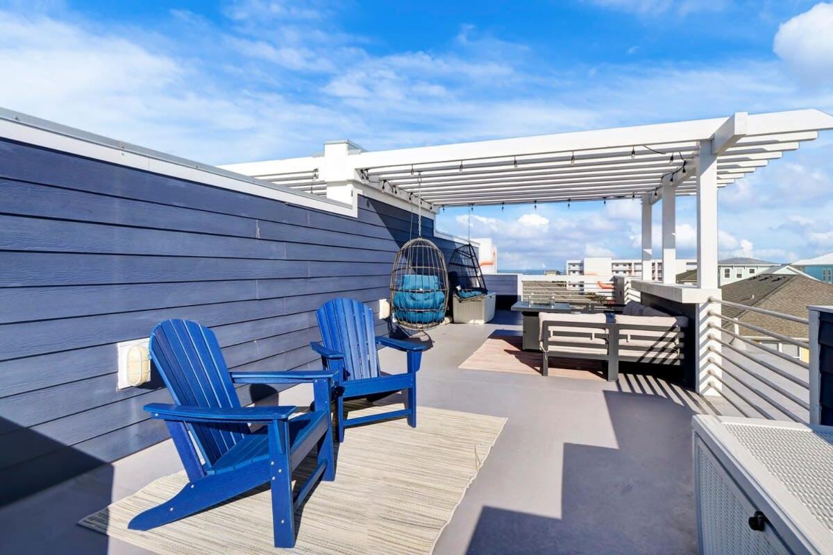 SeaRenity with rooftop and ocean views view 4