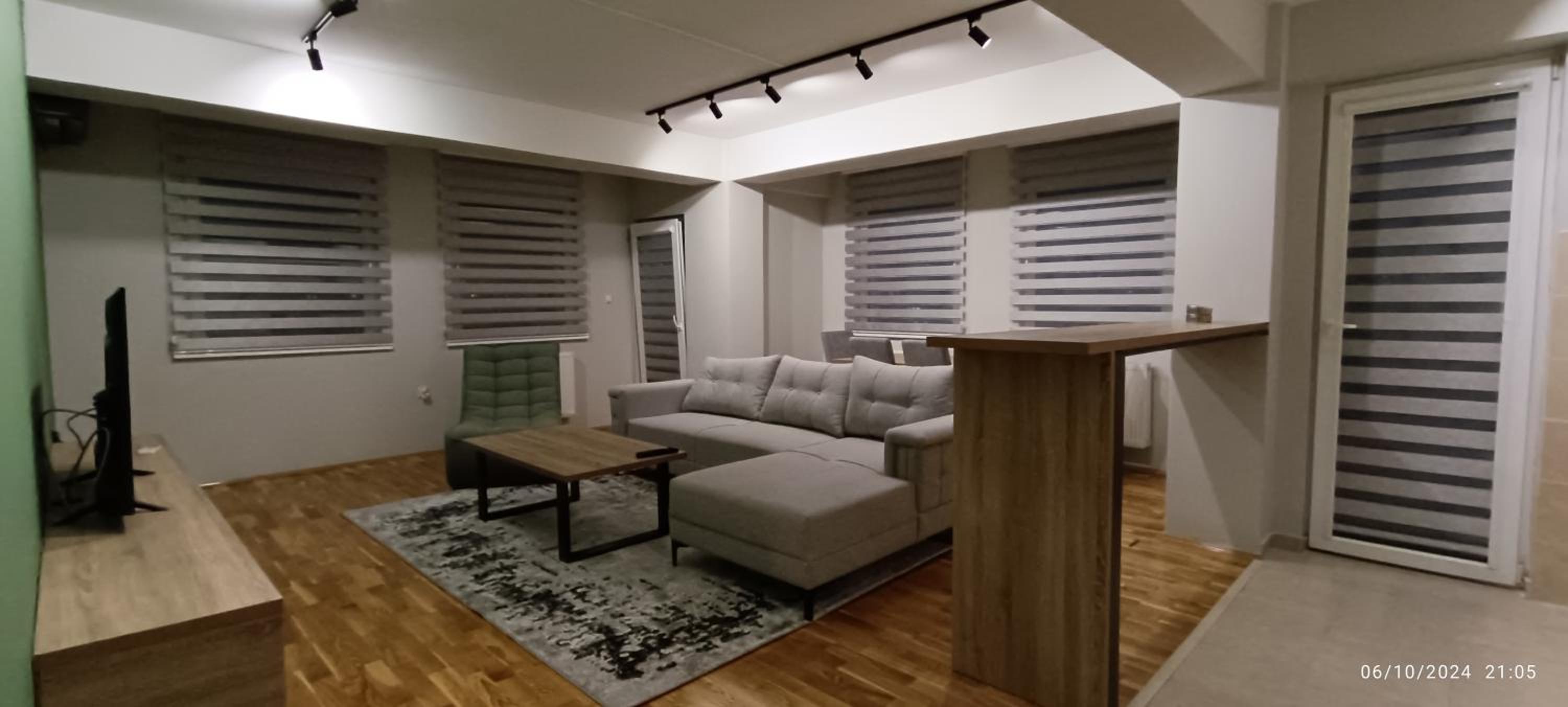 Spacious, Modern Apartment with a Great View view 2