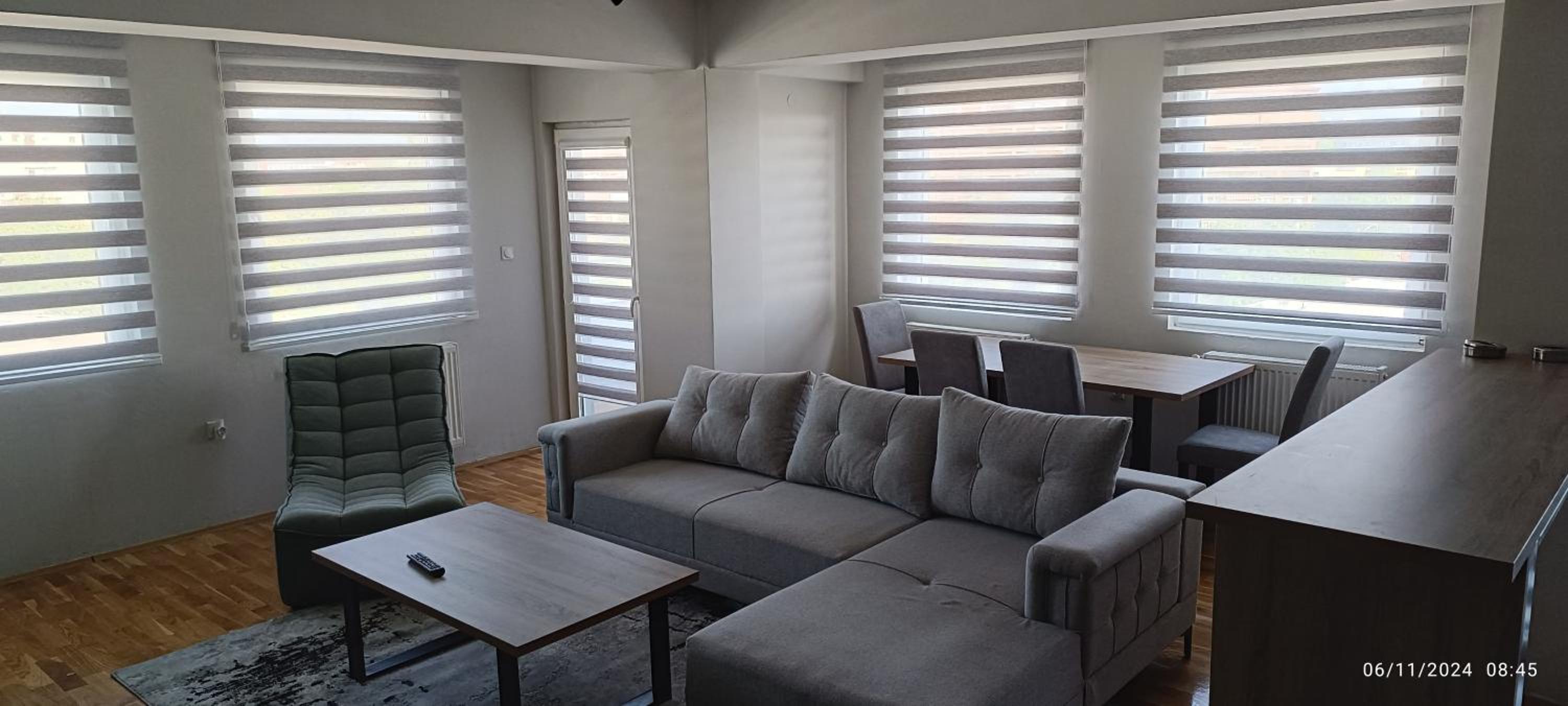 Spacious, Modern Apartment with a Great View view 3