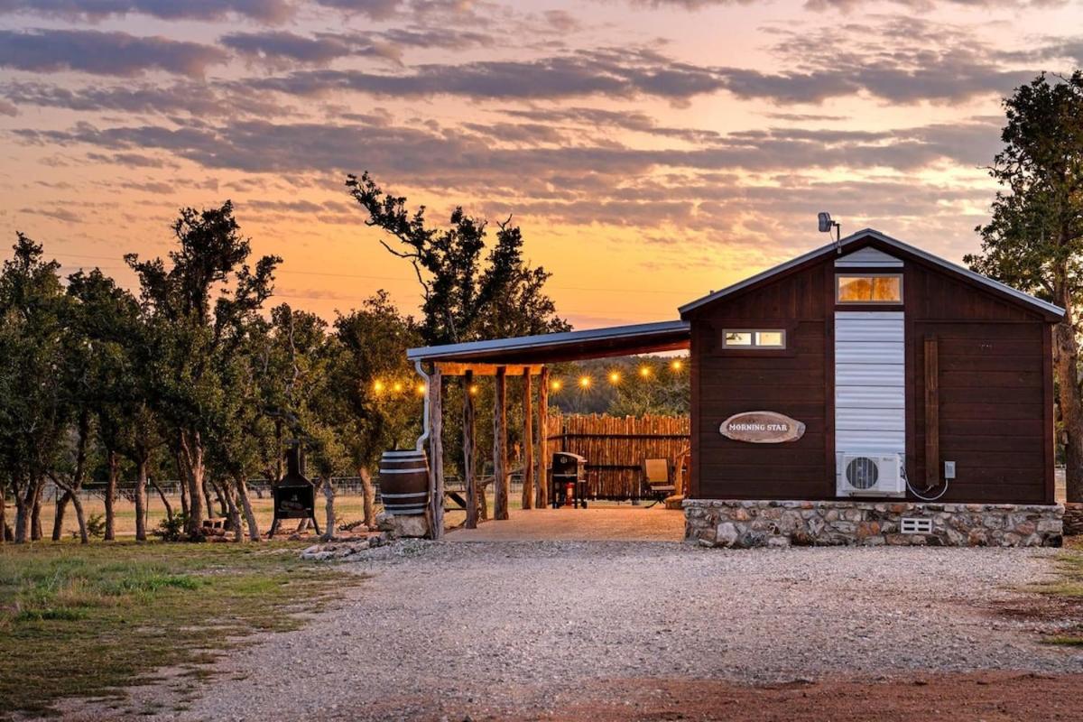 Rockin' R - Morning Star Cabin view 4