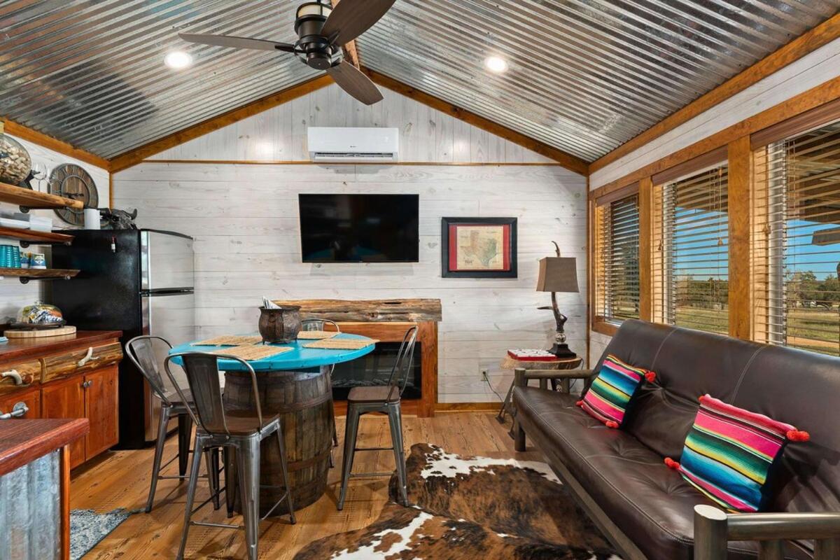 Rockin' R - Rustic Star Cabin view 2