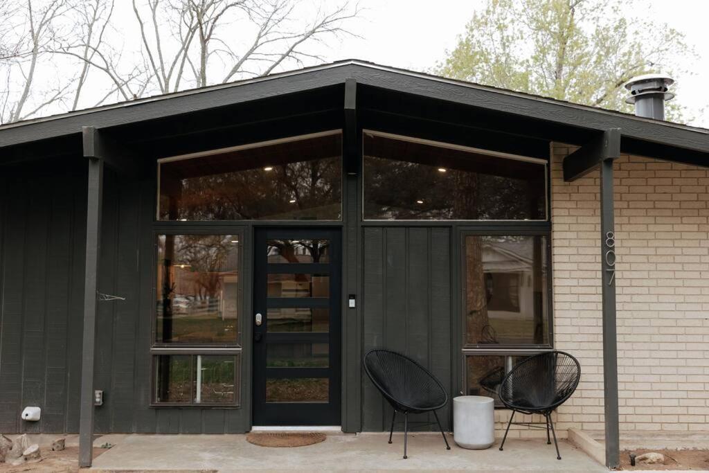 Hotel Schubert Haus - 2 BLKS to Main St Hot Tub & Pool - Image 1