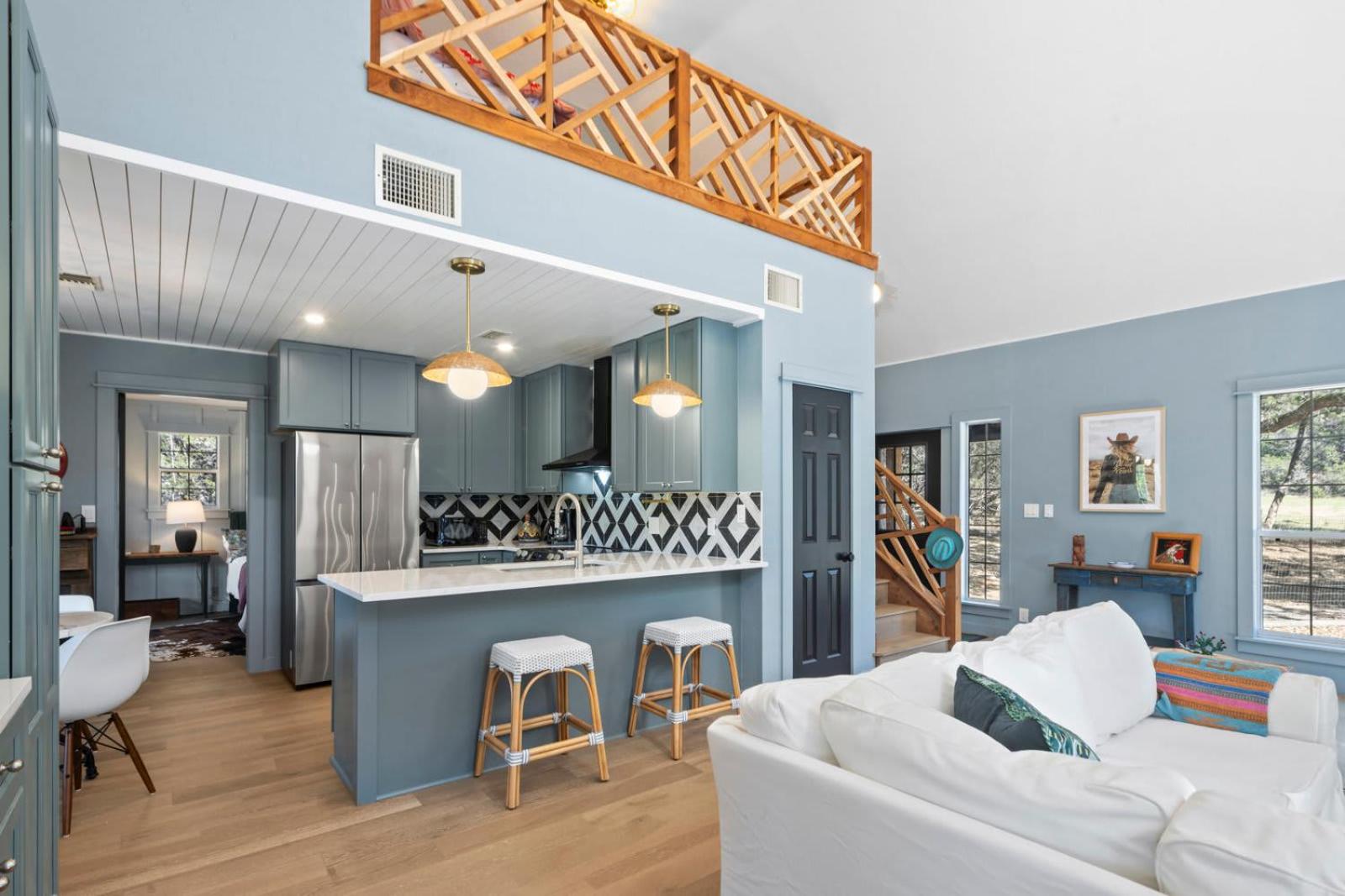 Starry Blue House - Your Hill Country Retreat view 5