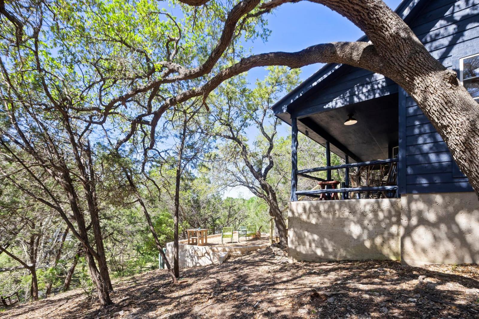 Starry Blue House - Your Hill Country Retreat view 3