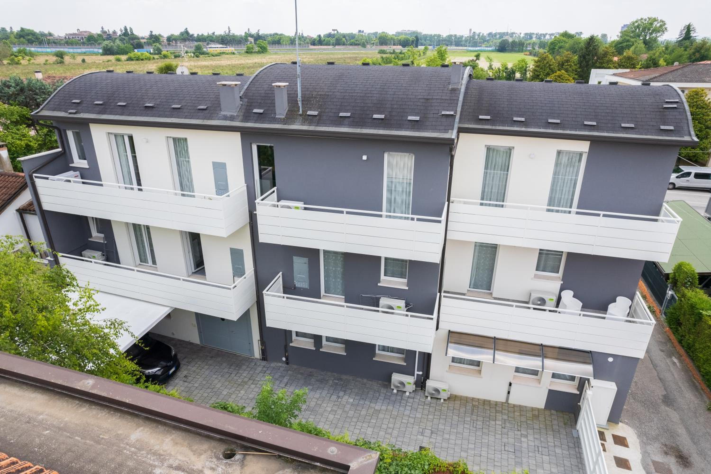 RESIDENCE LA TORRE appartamento FLOWER free parking
