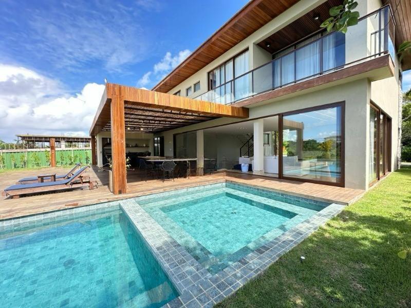 Casa Condomínio Praia Bella- Praia do Forte - 6 Suites