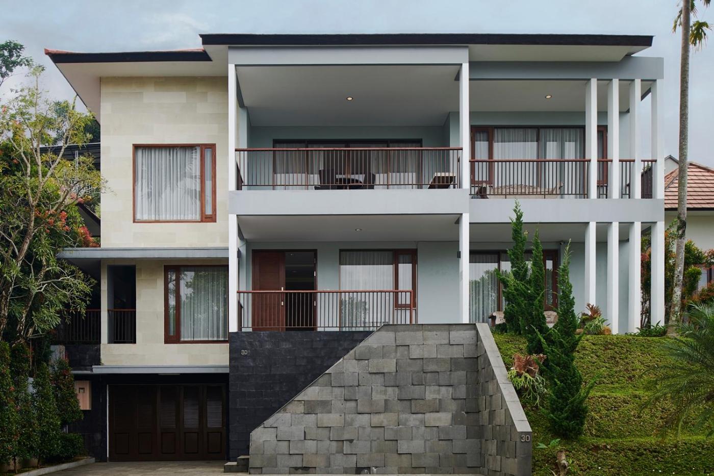 Kirei Mountain View Villa 7 Bedrooms With a Private Swimming Pool