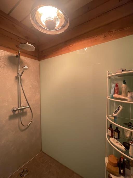 Photo 9