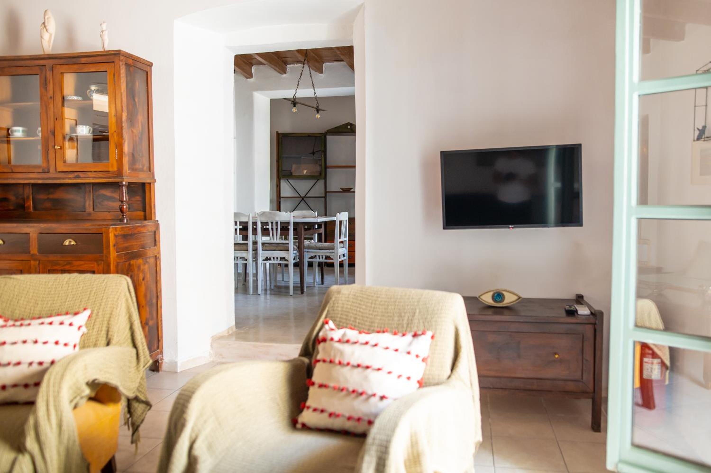 Apellou House