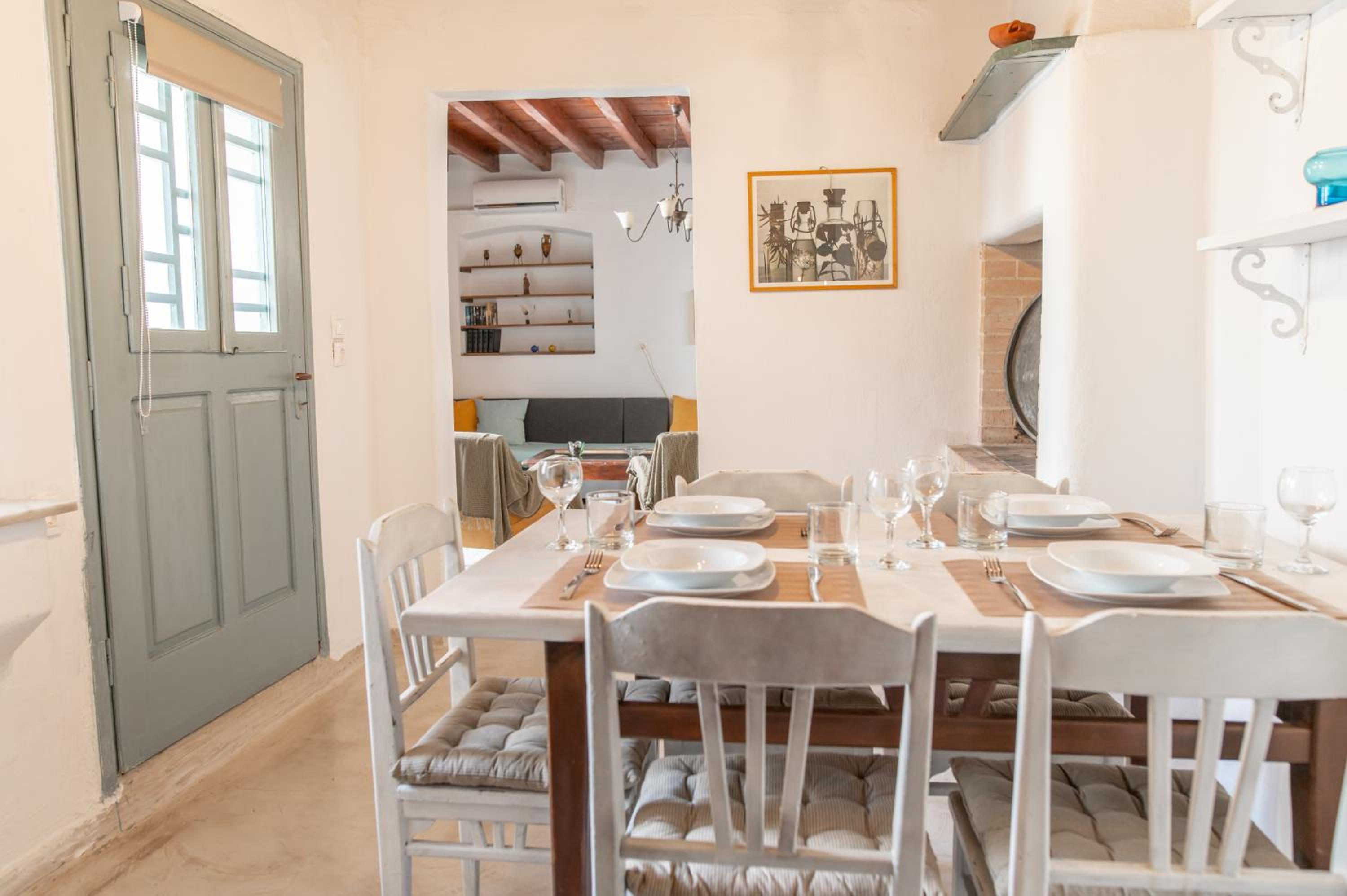 Apellou House