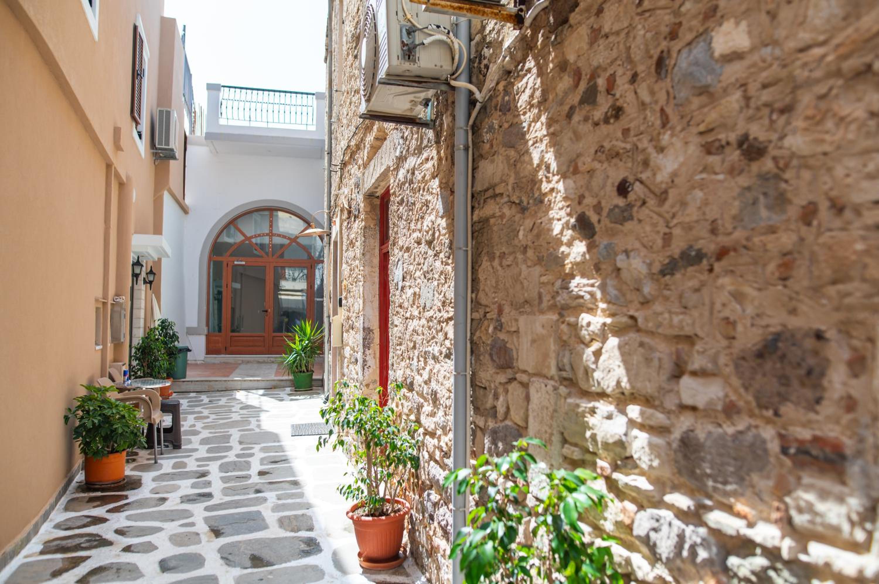 Apellou House