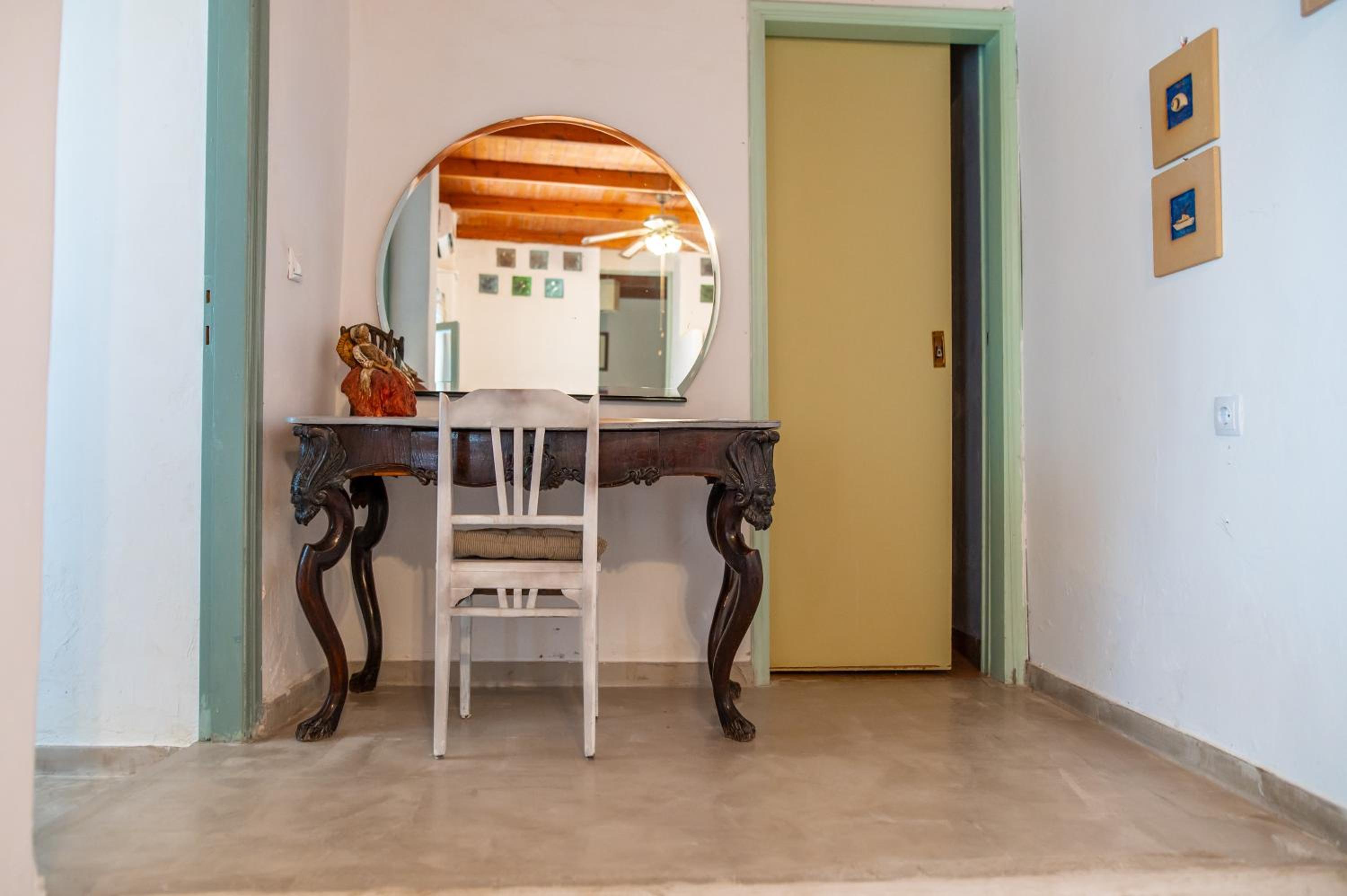 Apellou House