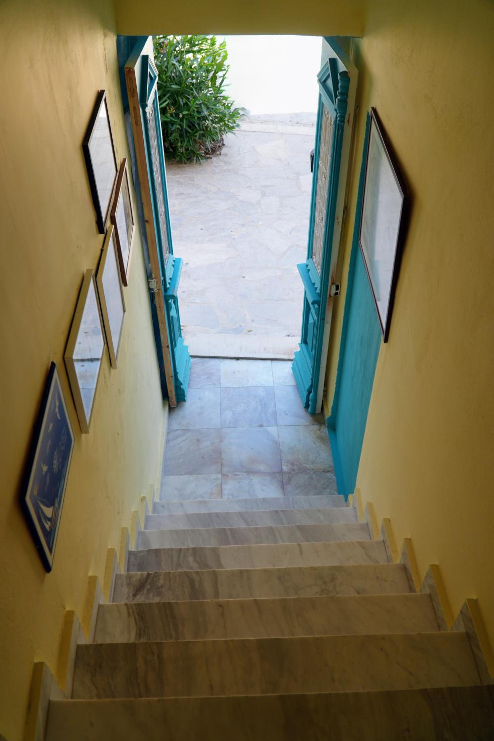 Symi Central Point