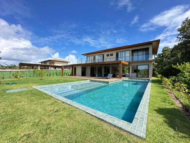 Casa Condomínio Praia Bella- Praia do Forte - 6 Suites