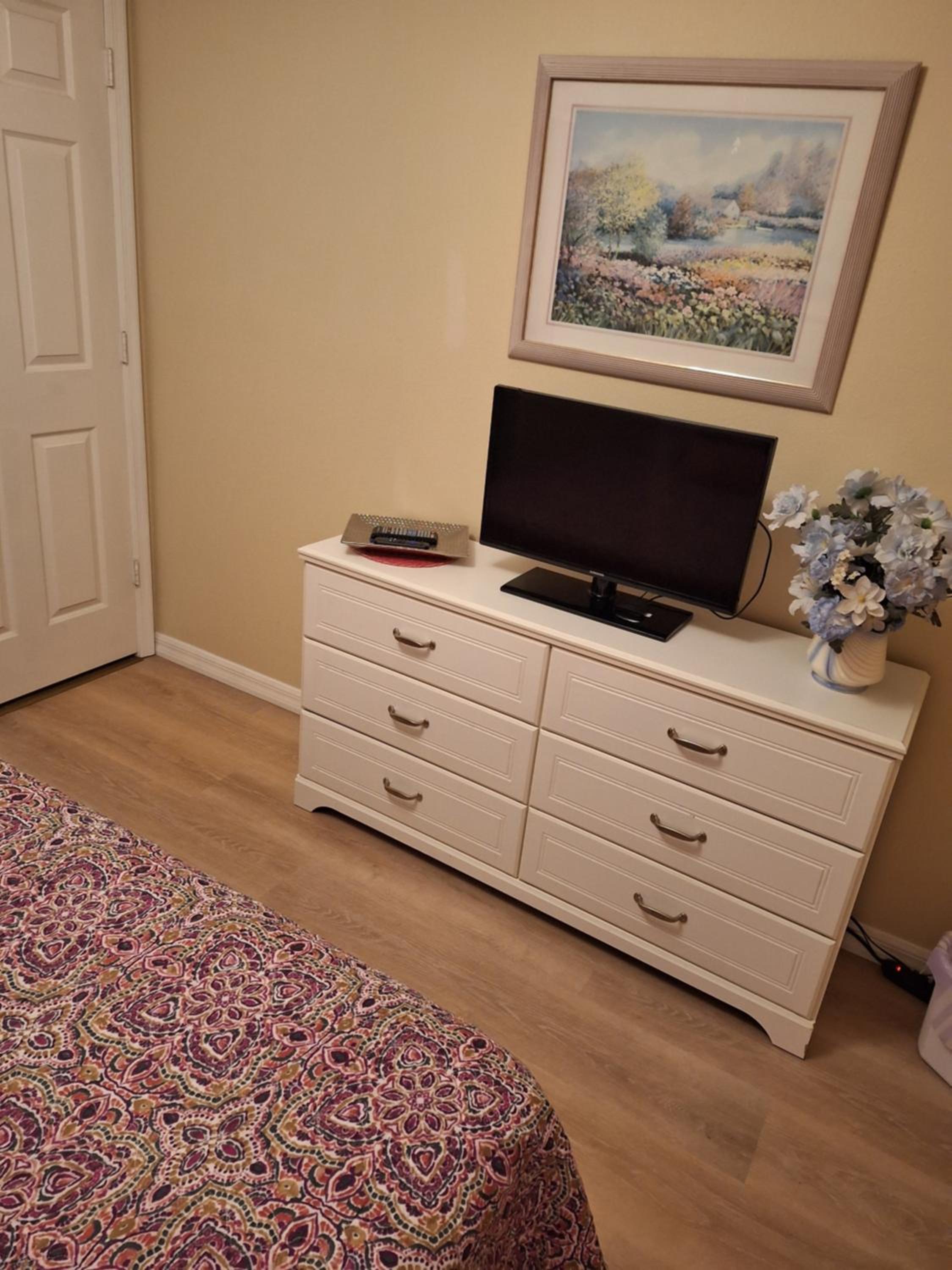 Close To DISNEY and UNIVERSAL - Private Vacation Home - Private Pool - Free BBQ - FAMILY FUN !!!