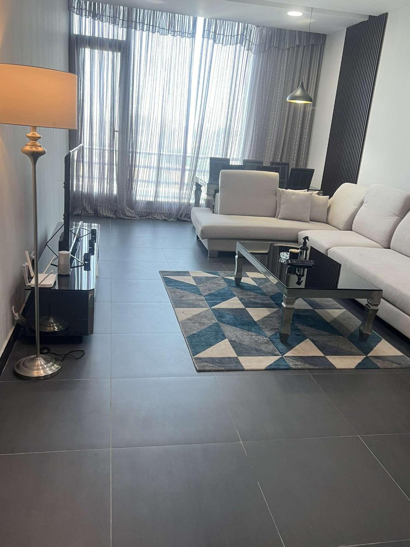 Modern Luxurious Apartment