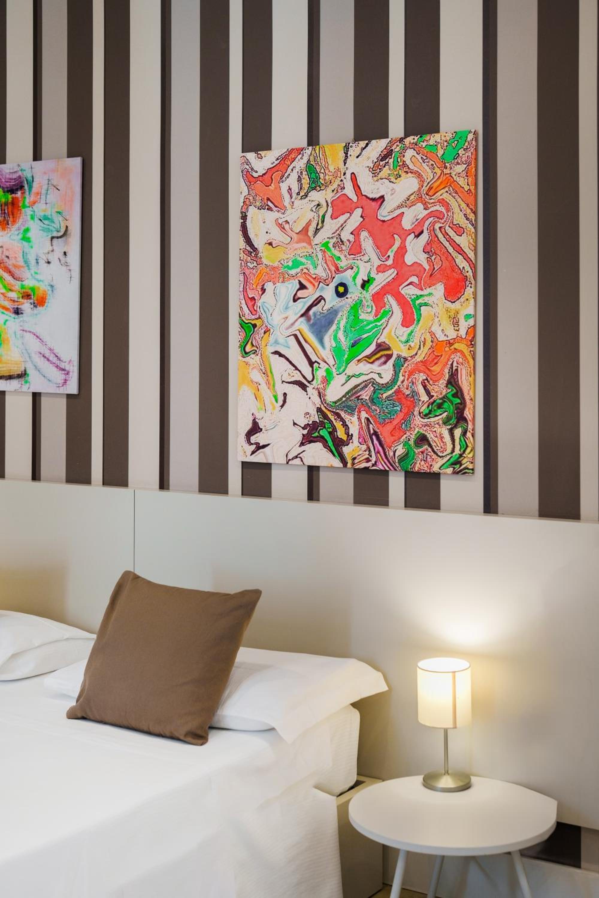 It's Room Naples