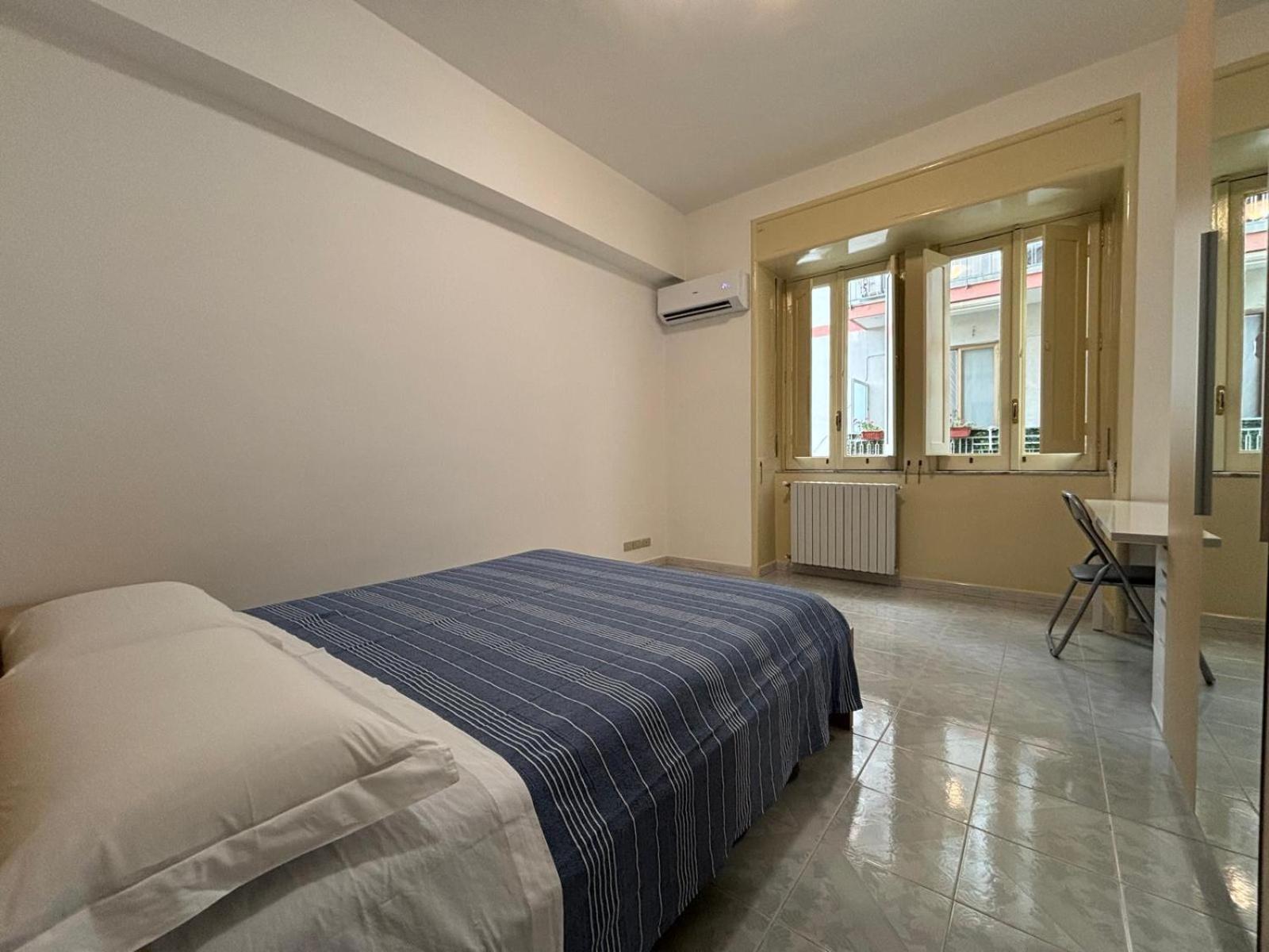 Pepe Home en Salerno — hotel room