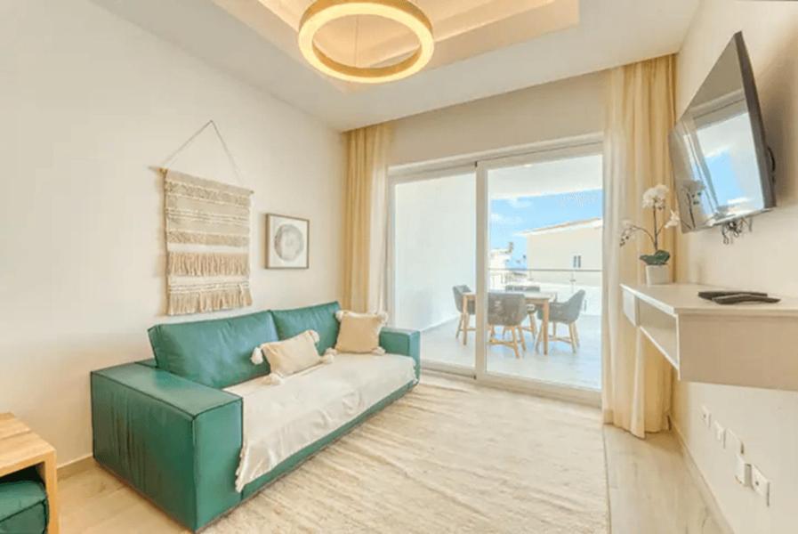 Elegant Seaside Retreat | Playa Coral