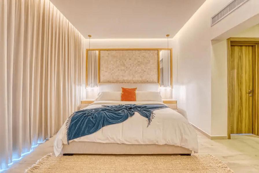 Elegant Seaside Retreat | Playa Coral