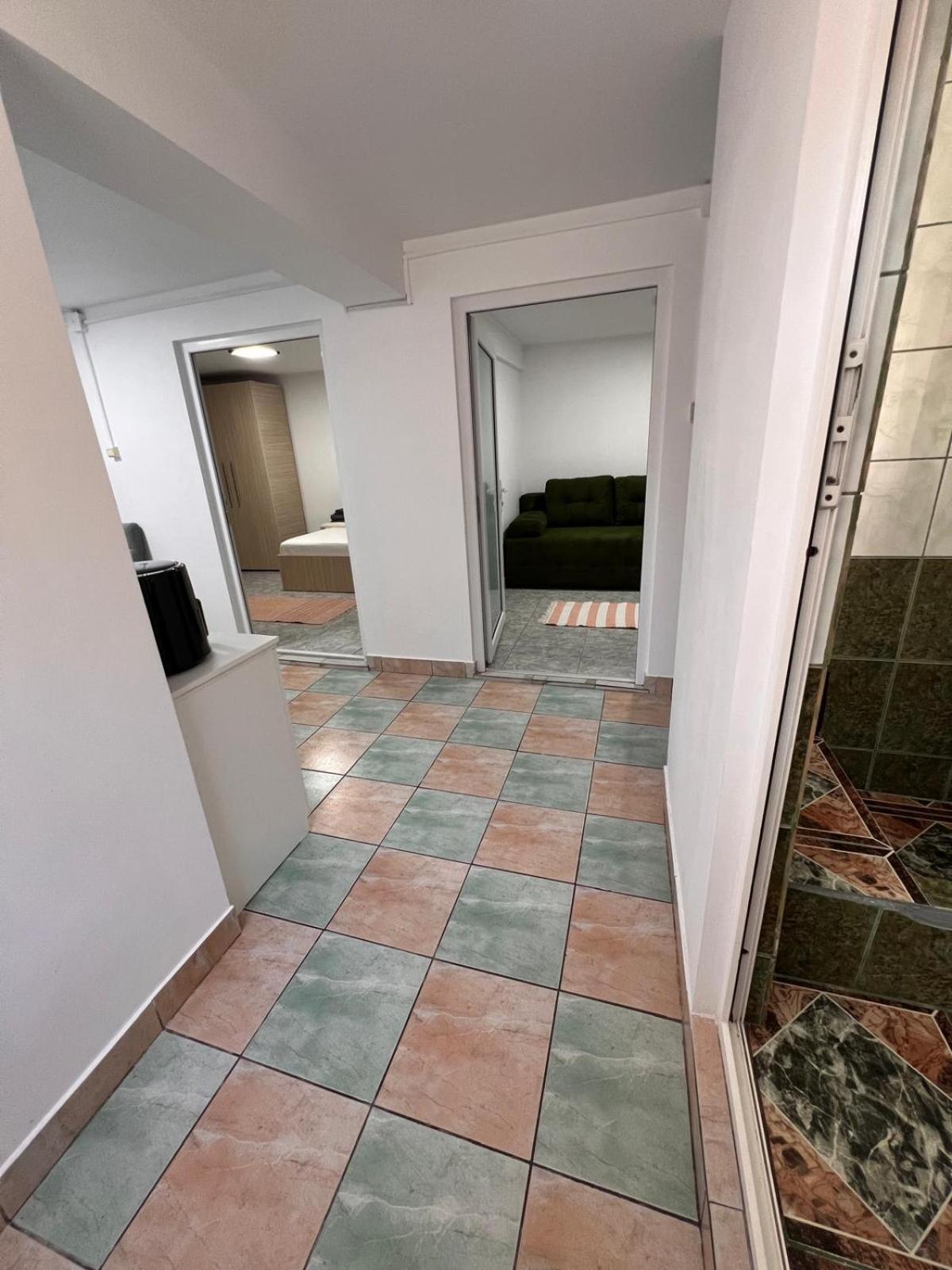 Serenity Apartments and Studios
