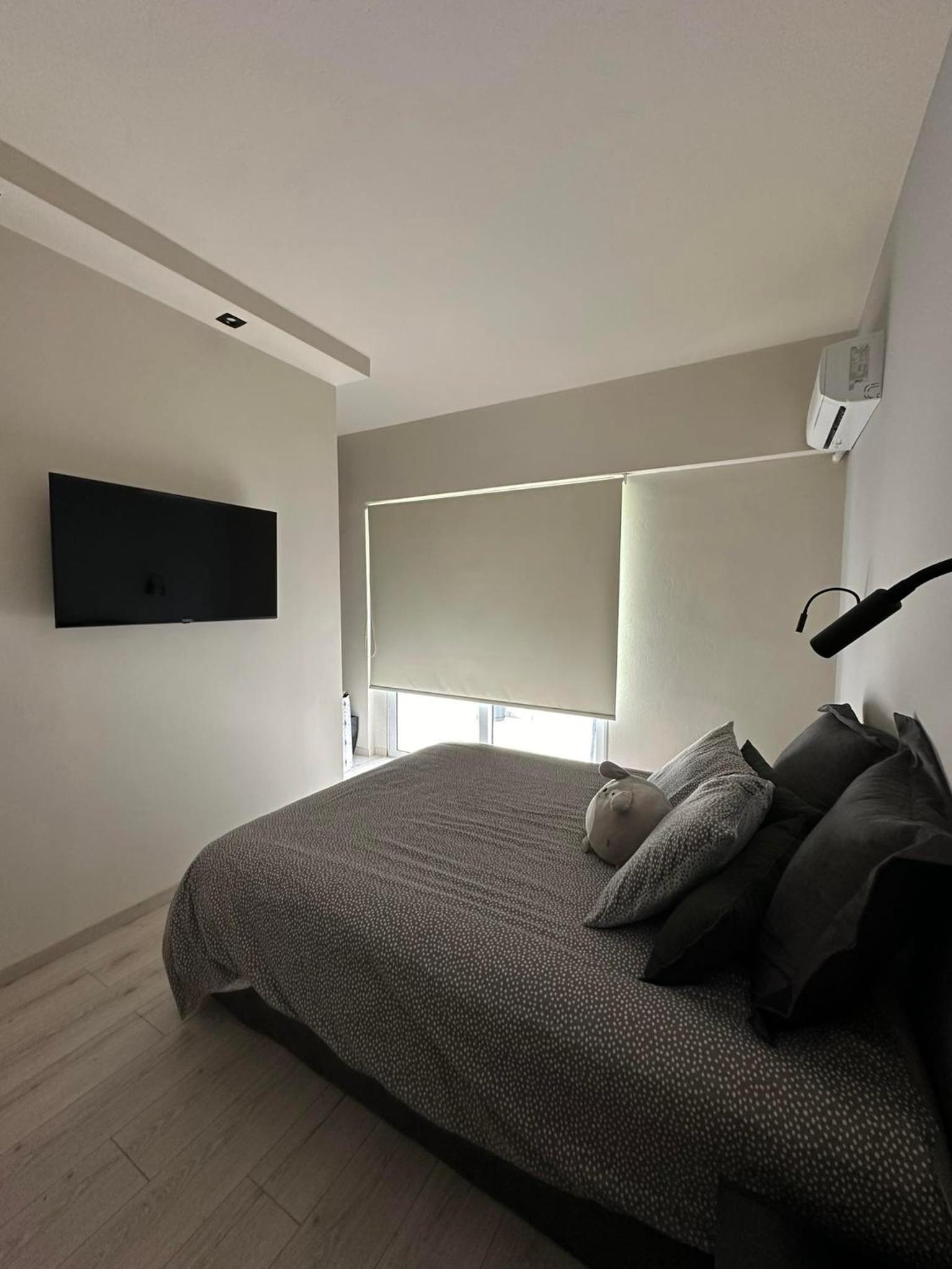 His Luxury Apartment photo 2