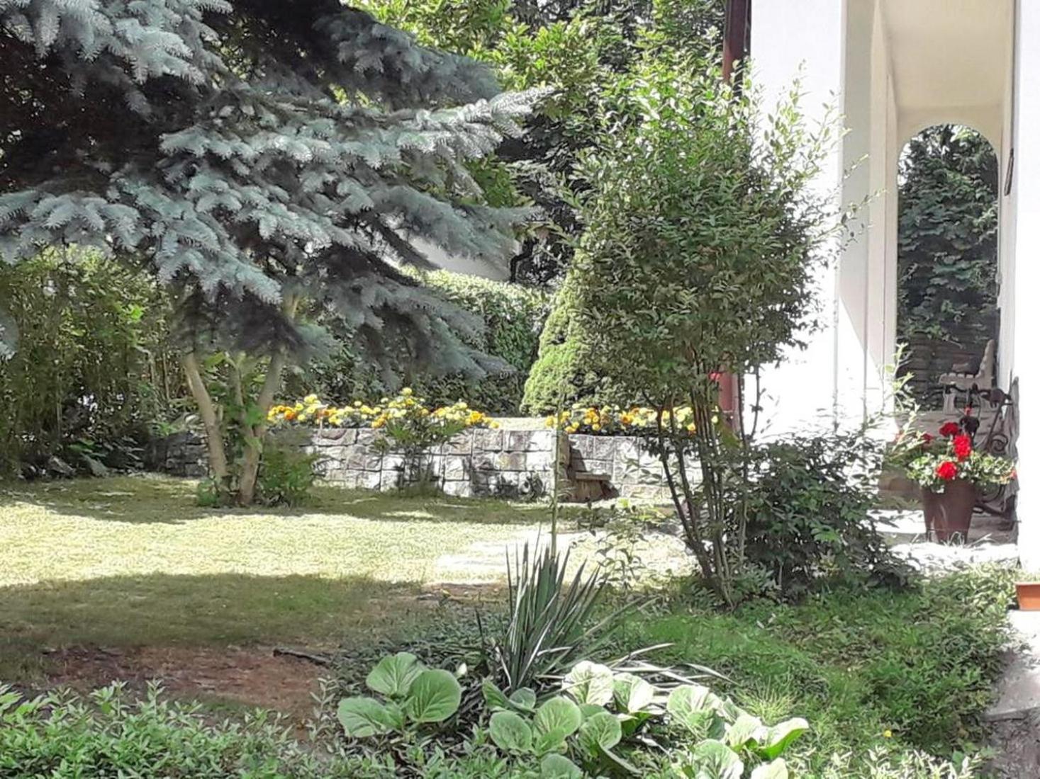 VILLA CASSIA w Rabce przy Parku Zdrojowym - smaczne śniadania i obiady view 2