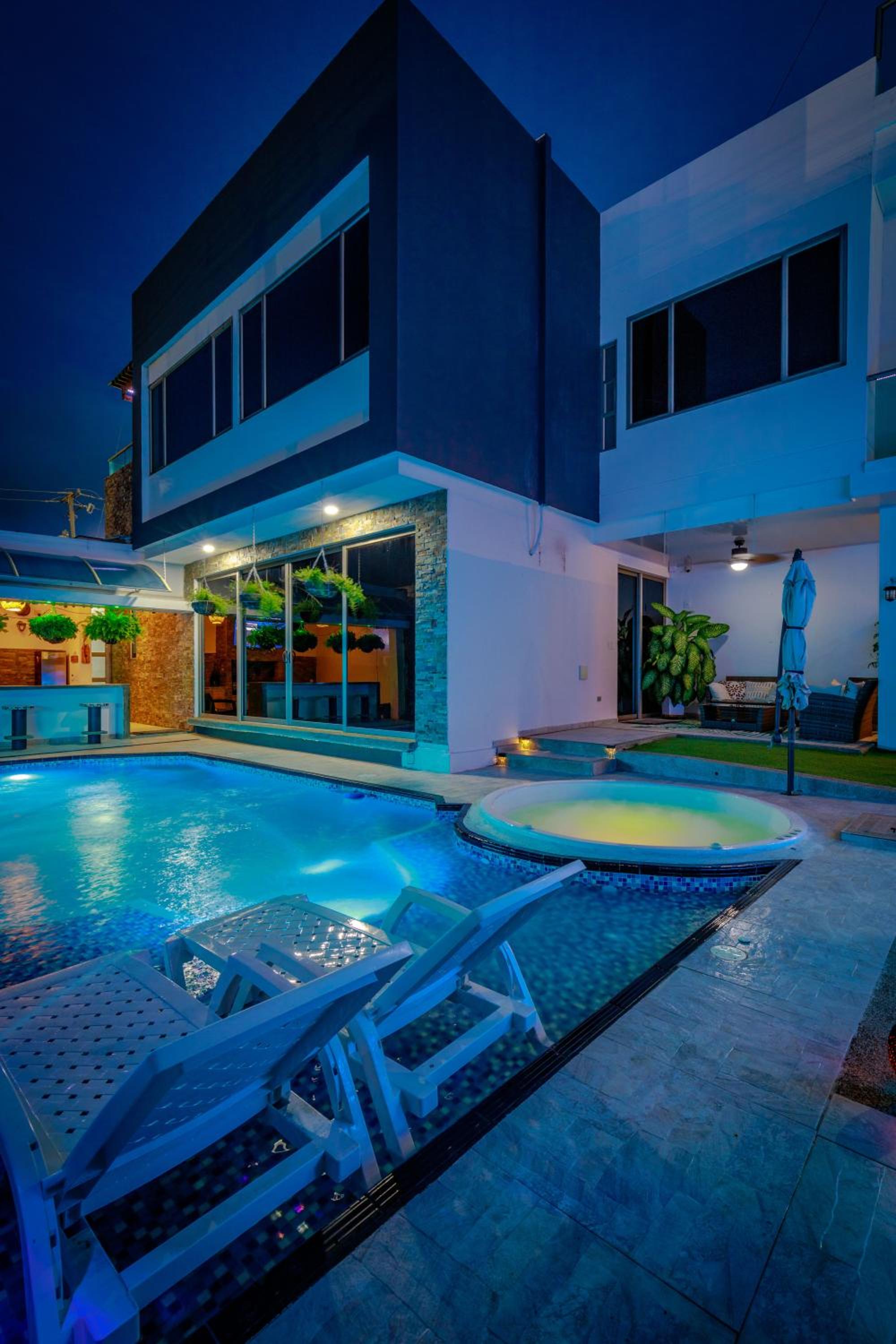Studio at the Resort Residence 2