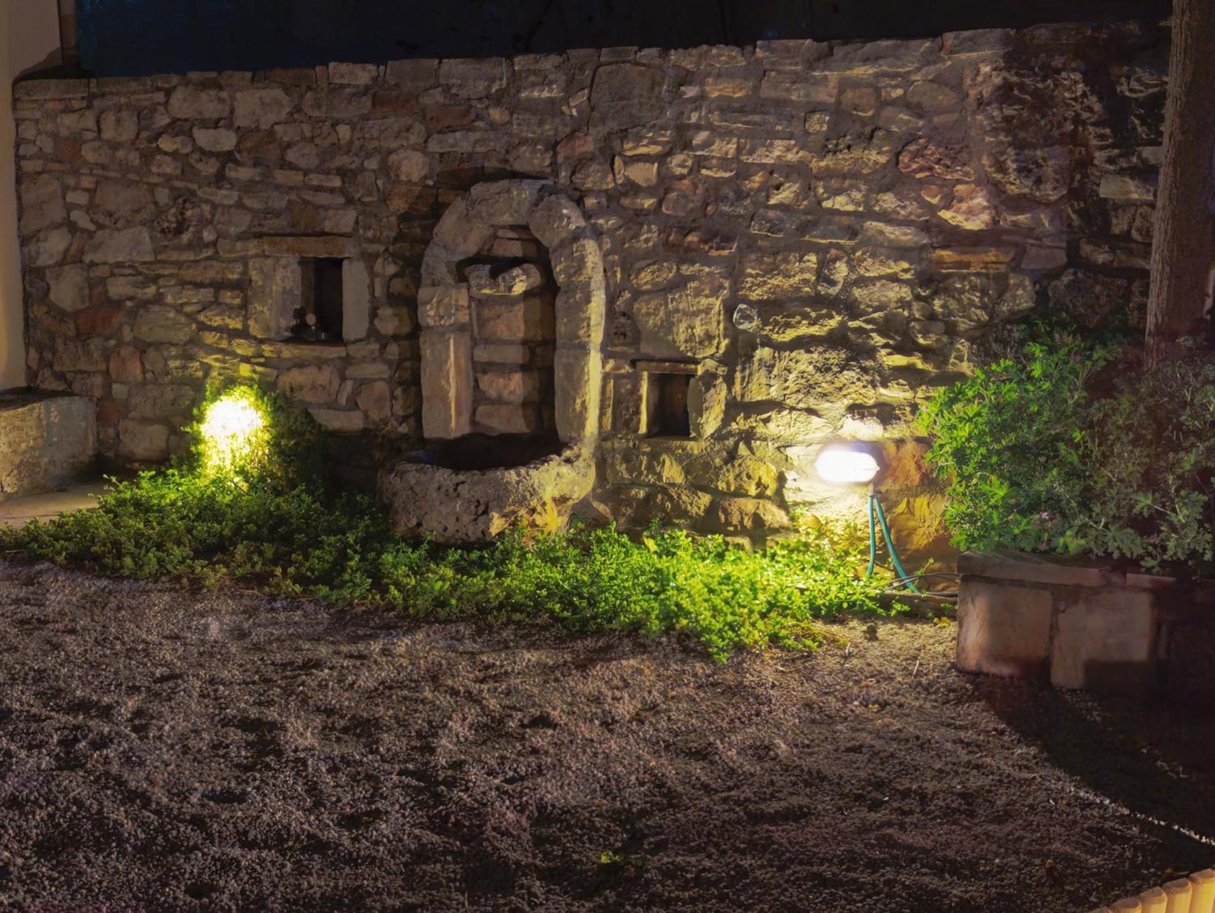 liofito village house