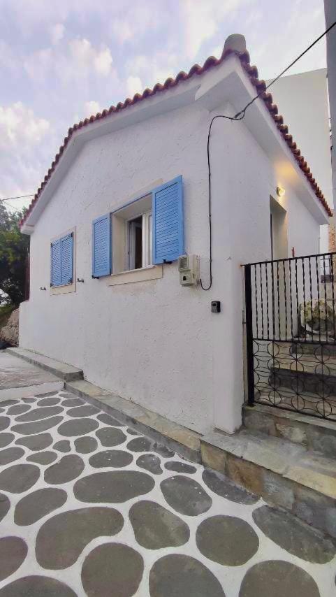 Azzuro Home view 2