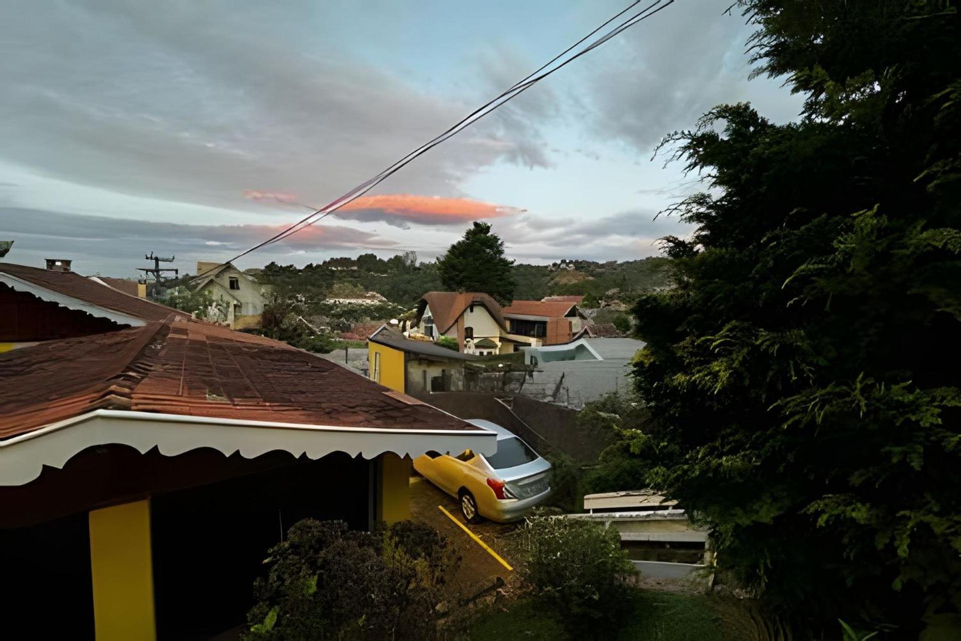 Pousada Casinha Amarela - Campos do Jordão