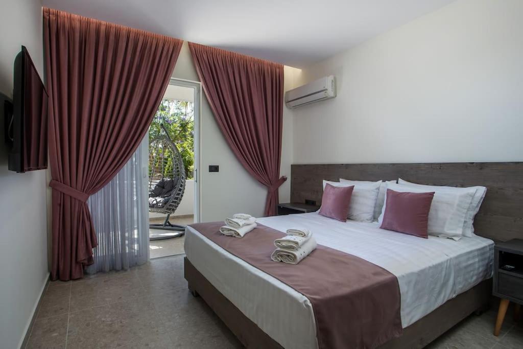 Matsi Suites photo 3