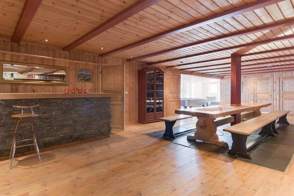 Beitostølen In, 5 bedroom guest house view 2