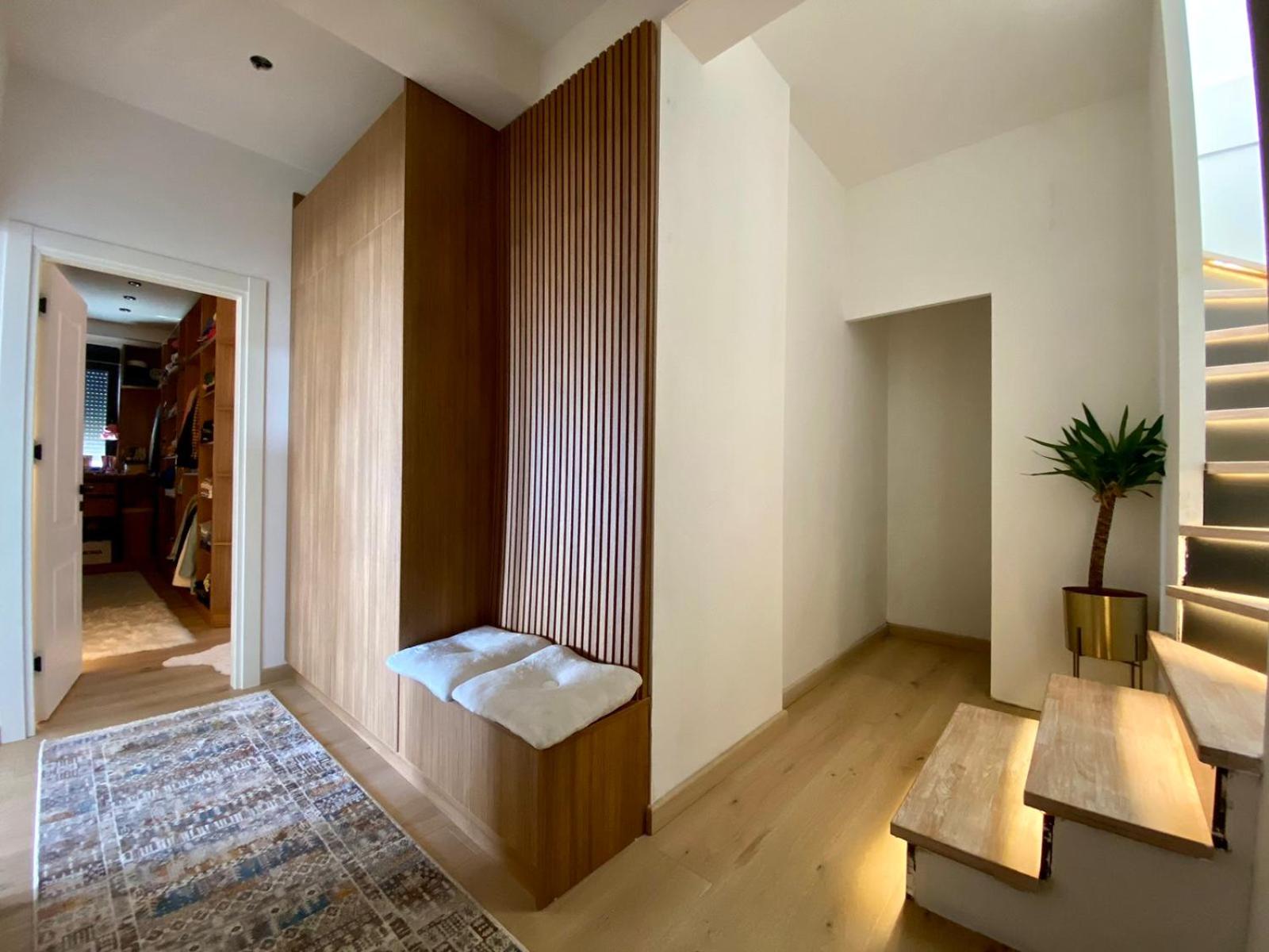 Sunset Penthouse Elia Residence