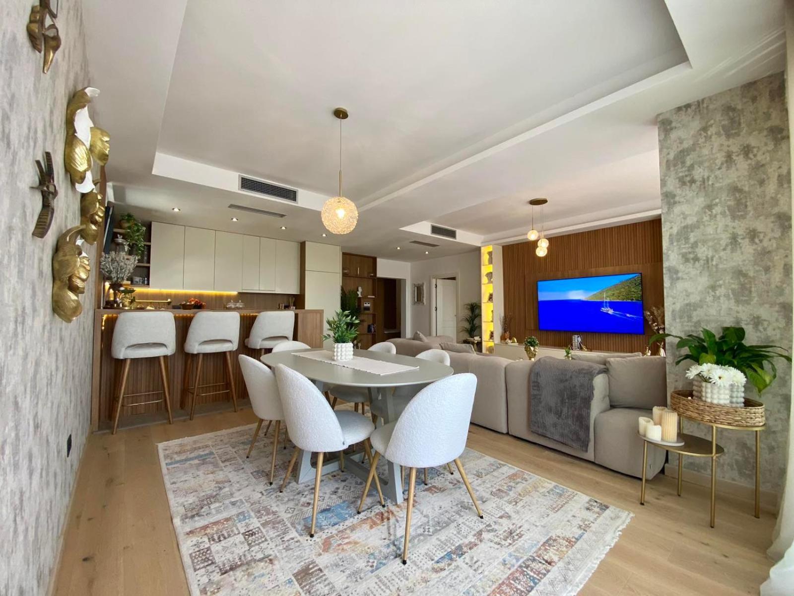 Sunset Penthouse Elia Residence
