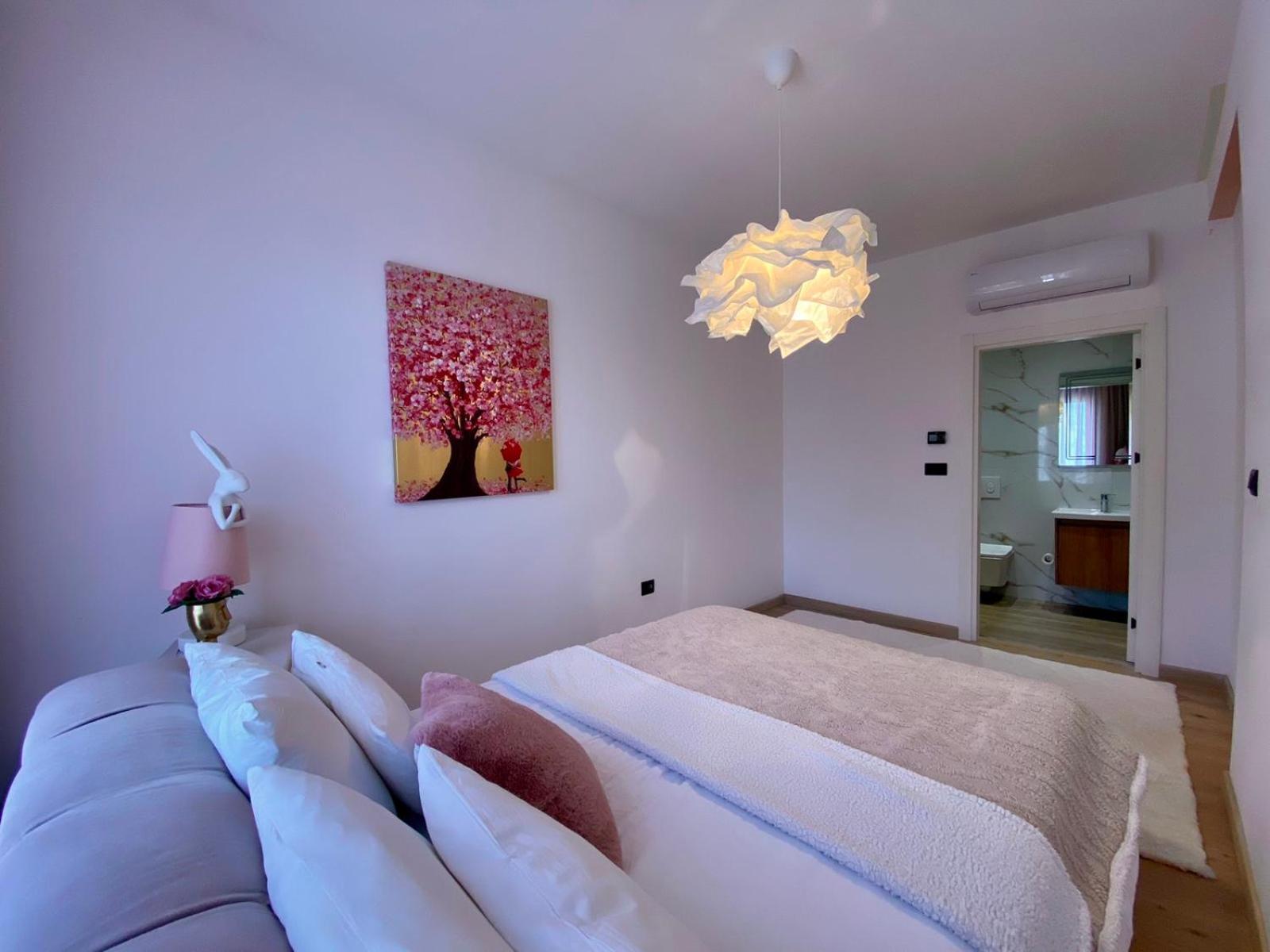 Sunset Penthouse Elia Residence