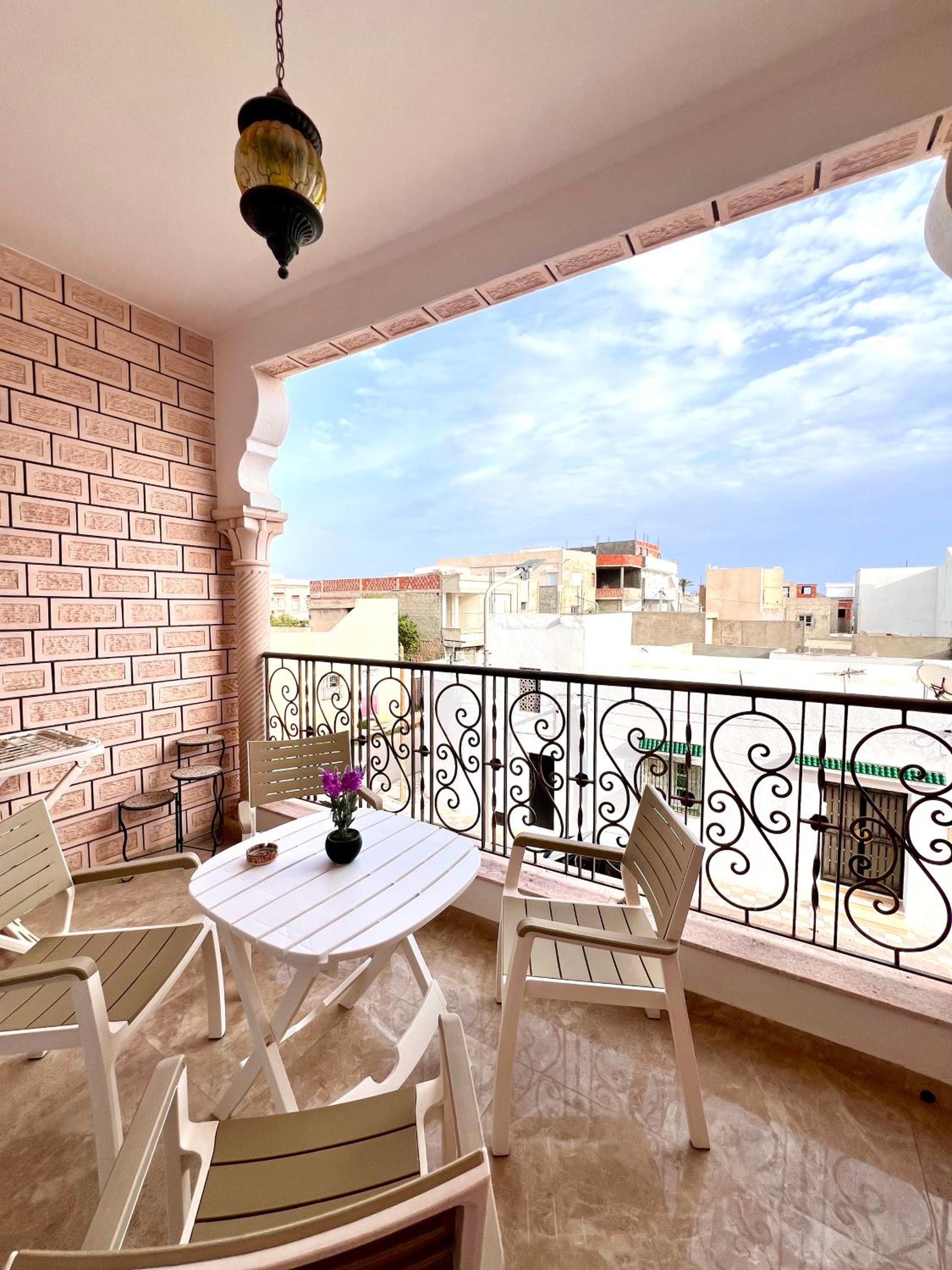 La Maison Du Soleil 2 view 3