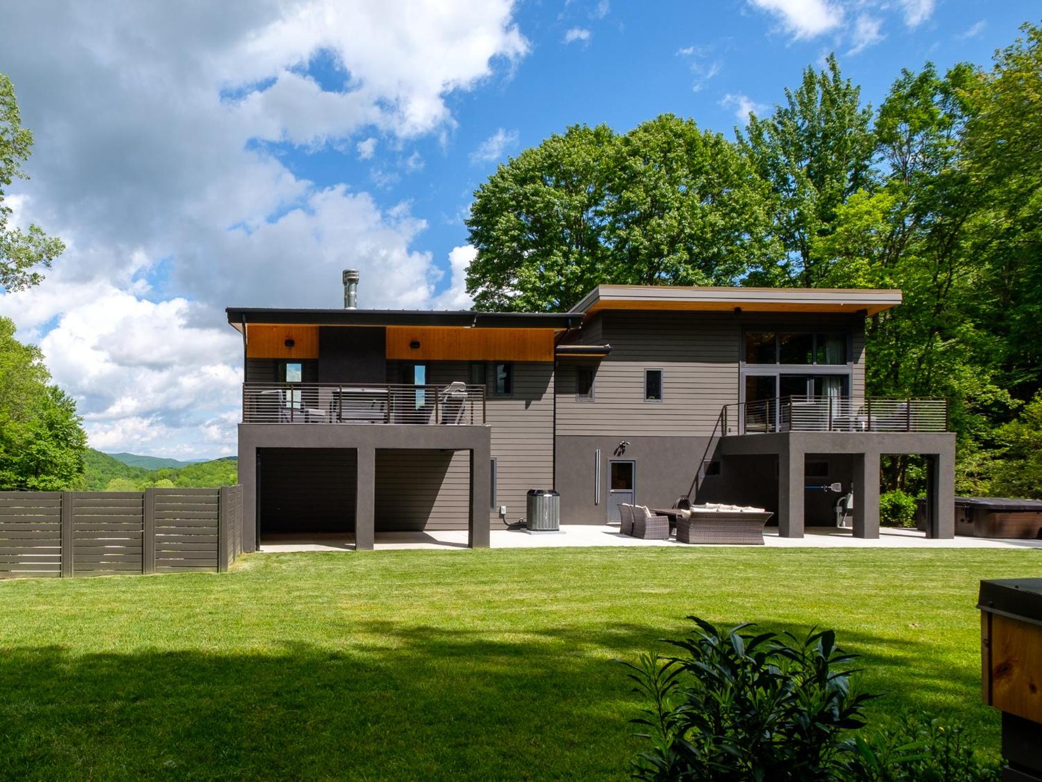 The Retreat at Valley Bear Farms